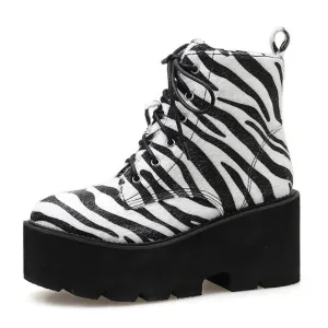 Call of the Wild Platform Boots