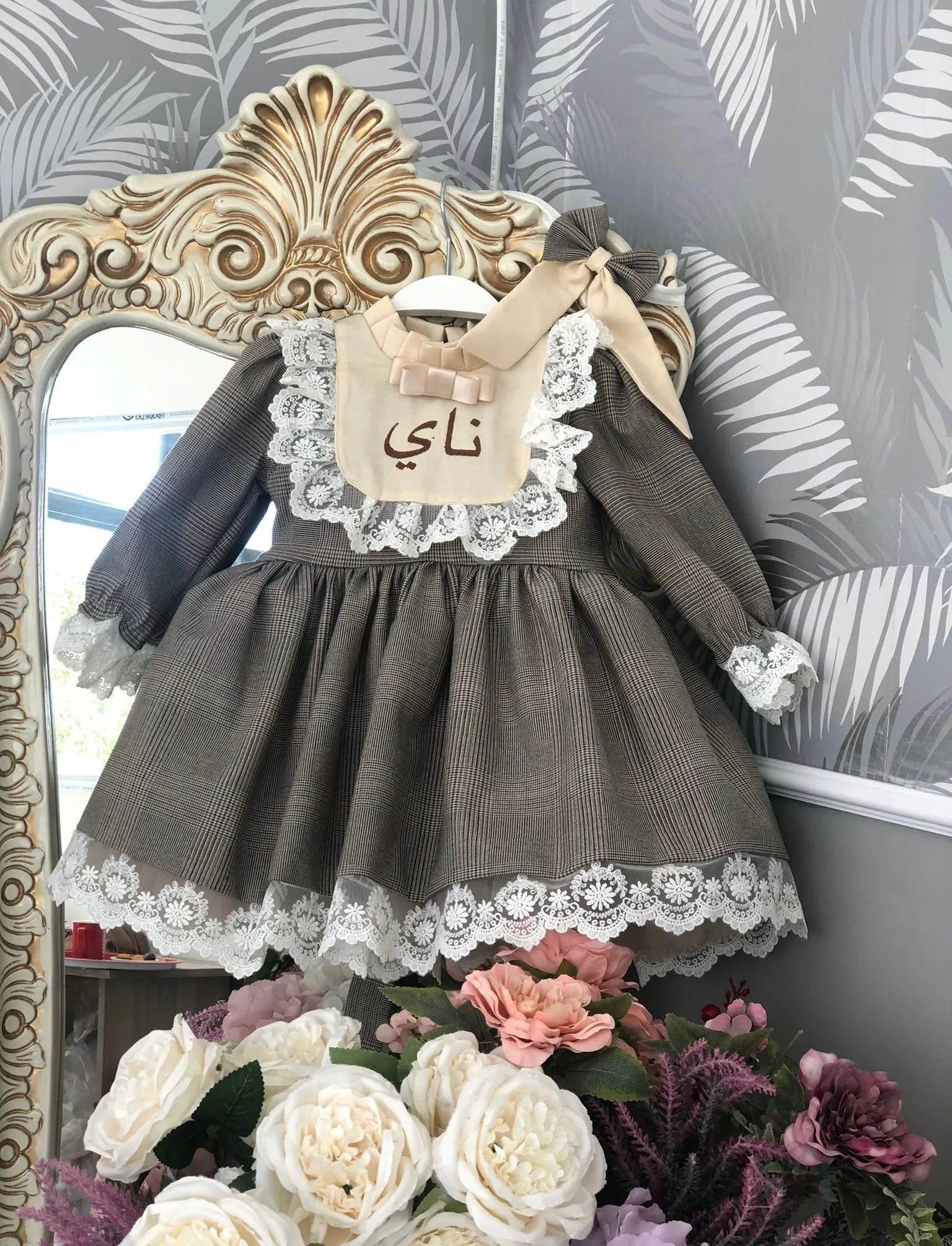 Dolly Vintage Dress