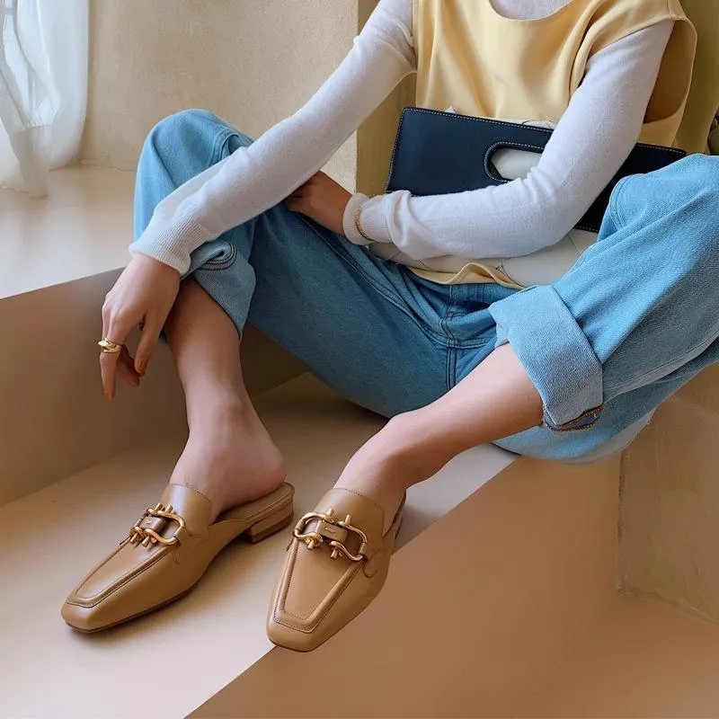 Finn Chain Pointed Toe Mule Slippers Women's Toe Cap Half Slippers Spring Sandals Outer Wear Lazy Slippers Female Square Toe Flat Mules