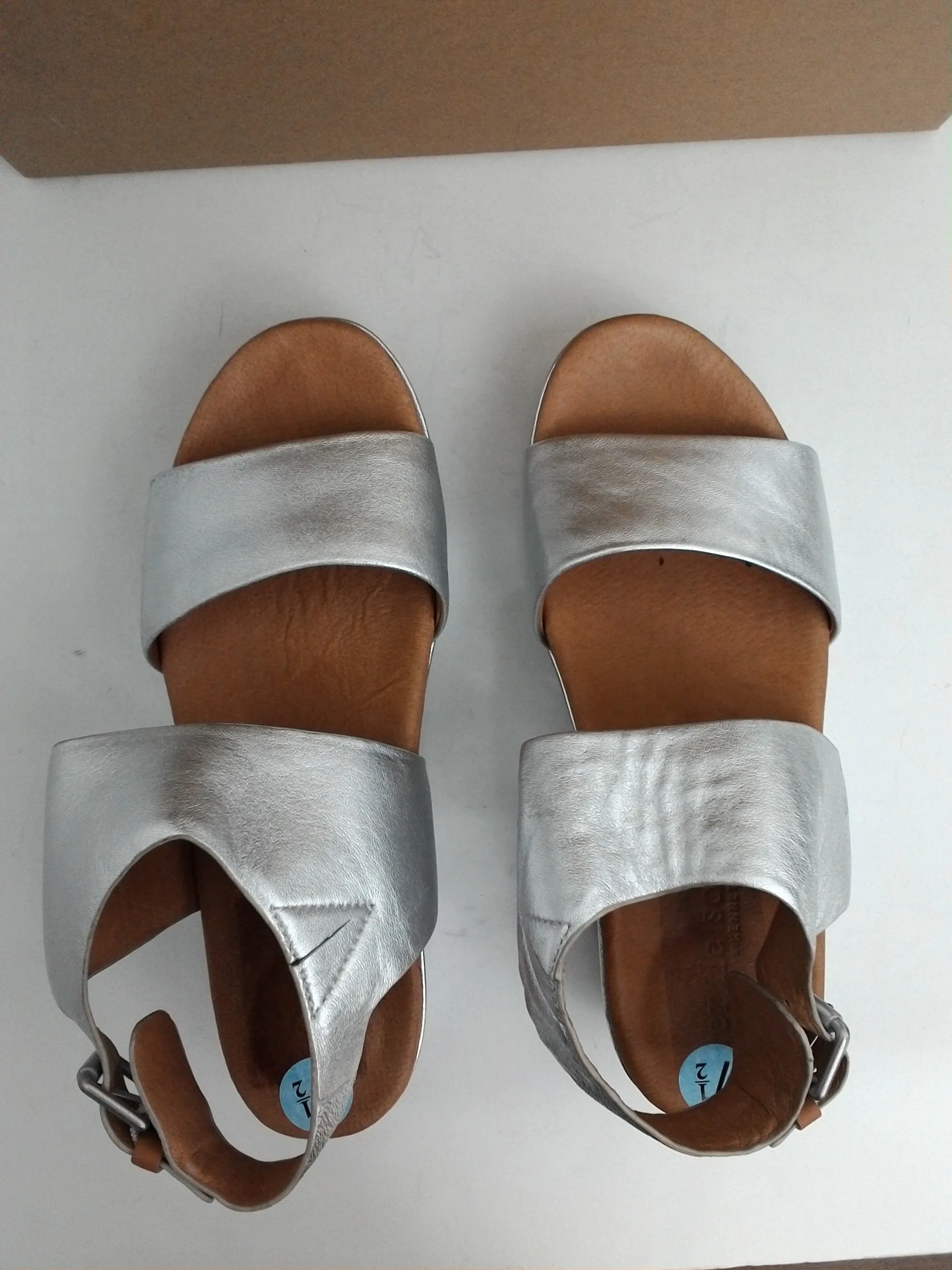 Gentle Souls by Kenneth Cole Women's Lori silver Size 7.5
