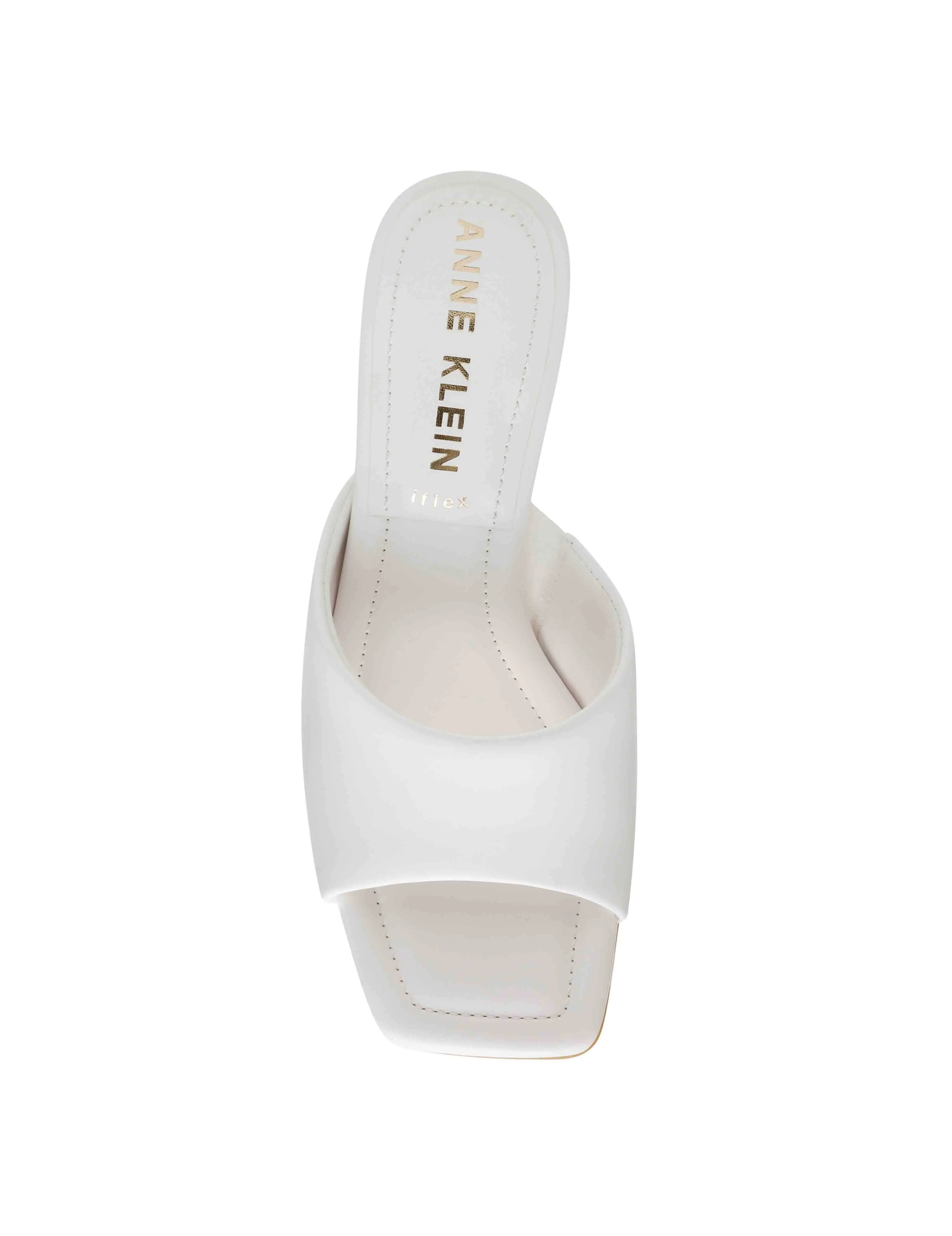 Jerilyn Heeled Mule