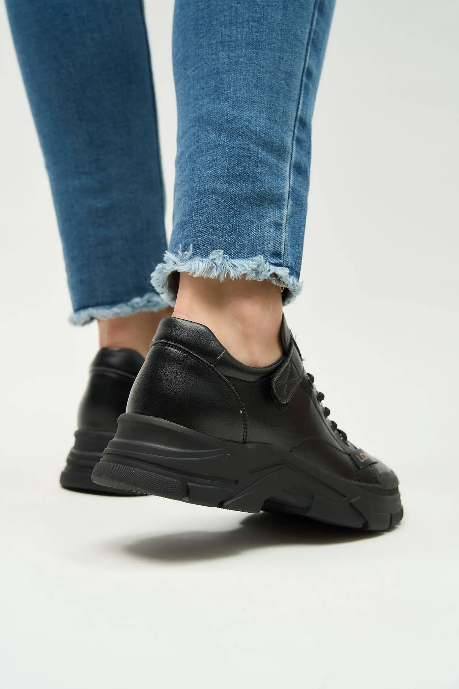 Kairos Black