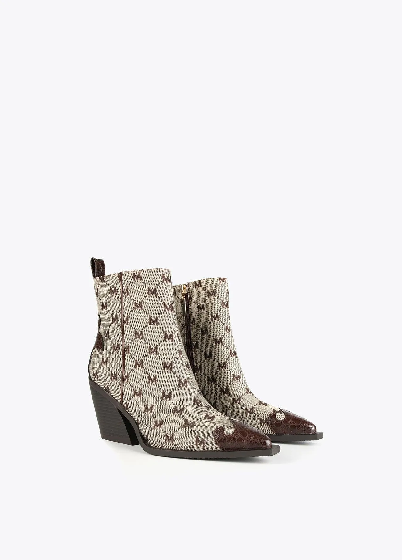 Logo cowboy ankle boots