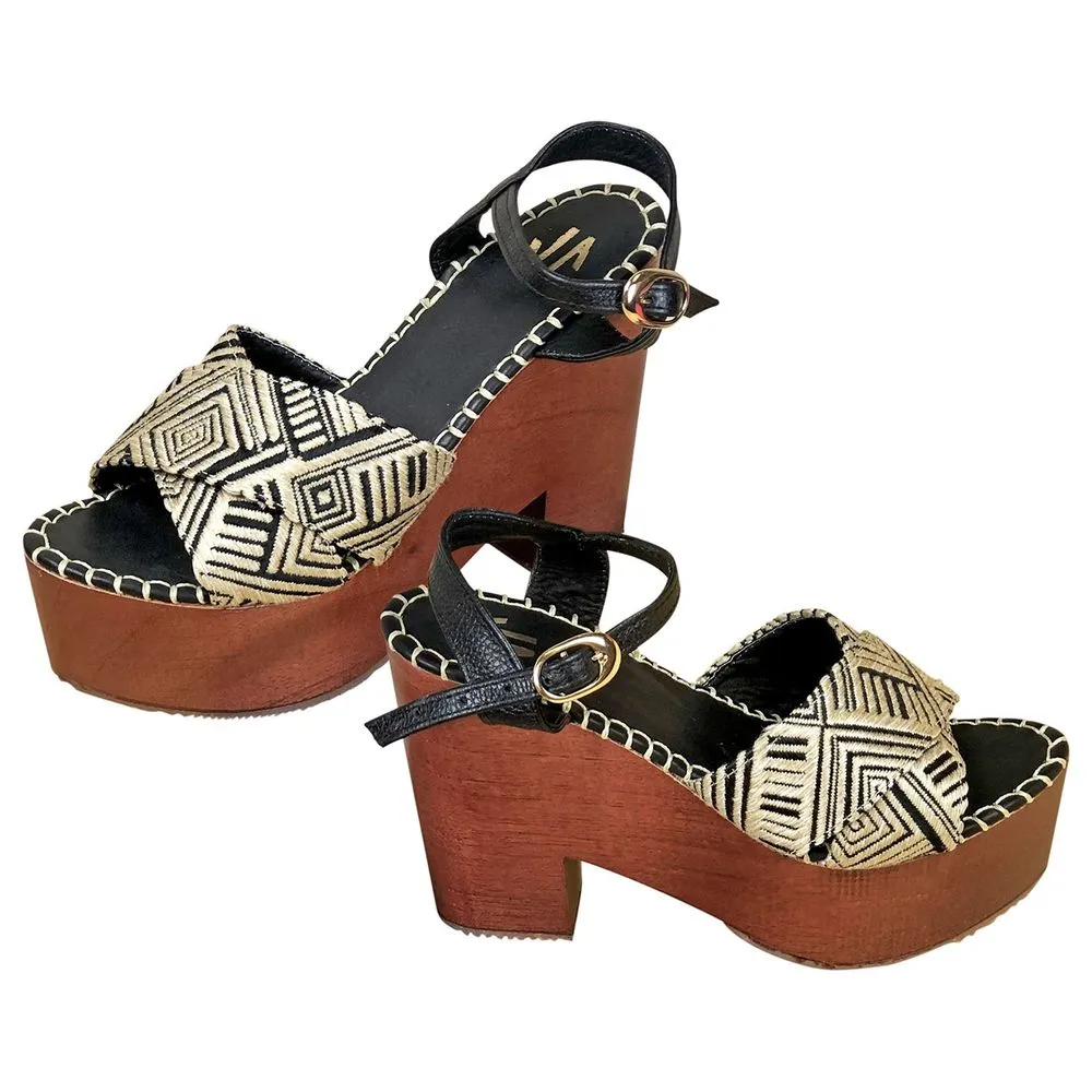 MCHPI Store Heels Silvia Cobos Salento Black