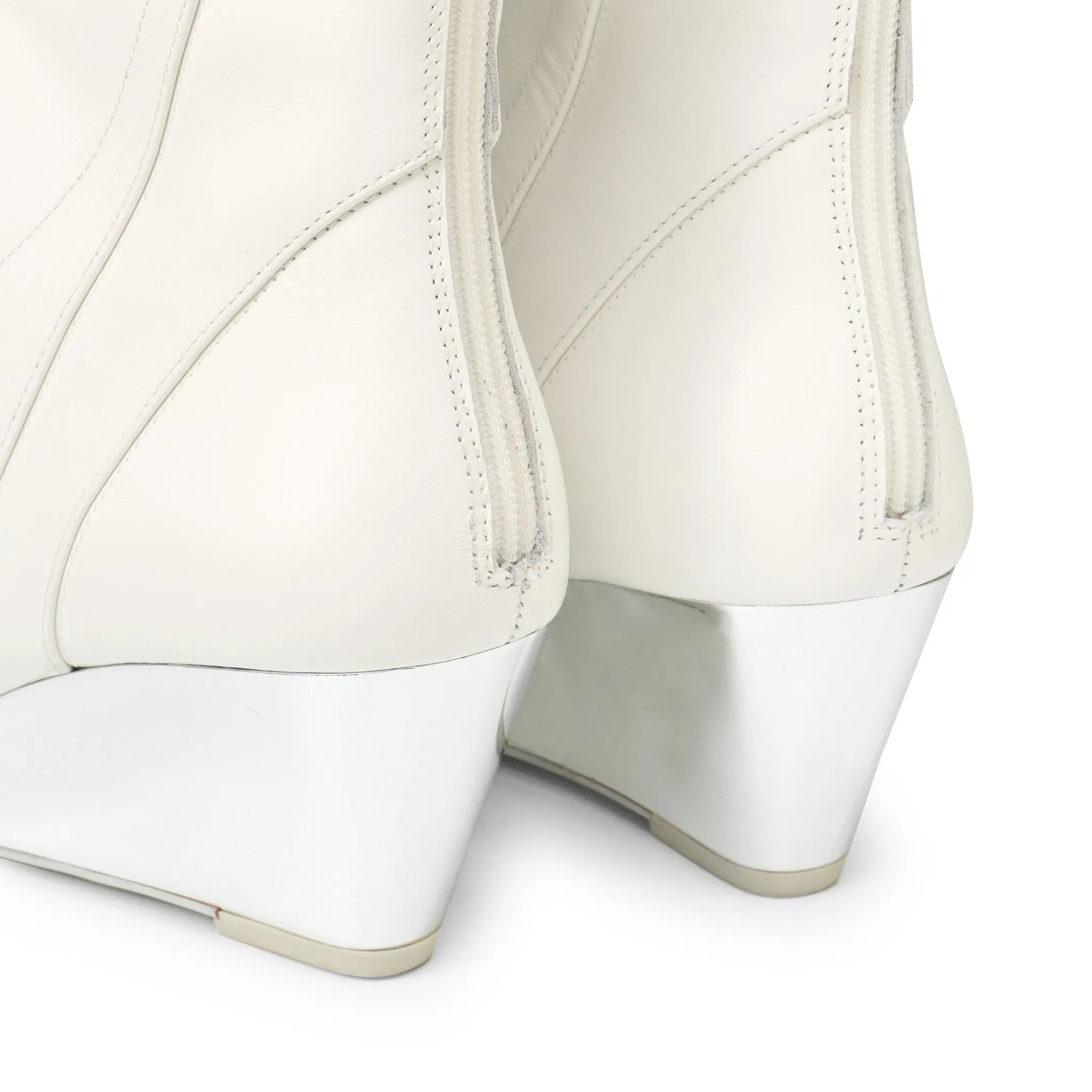 Pointy Line Spliced Thigh High Boots In White