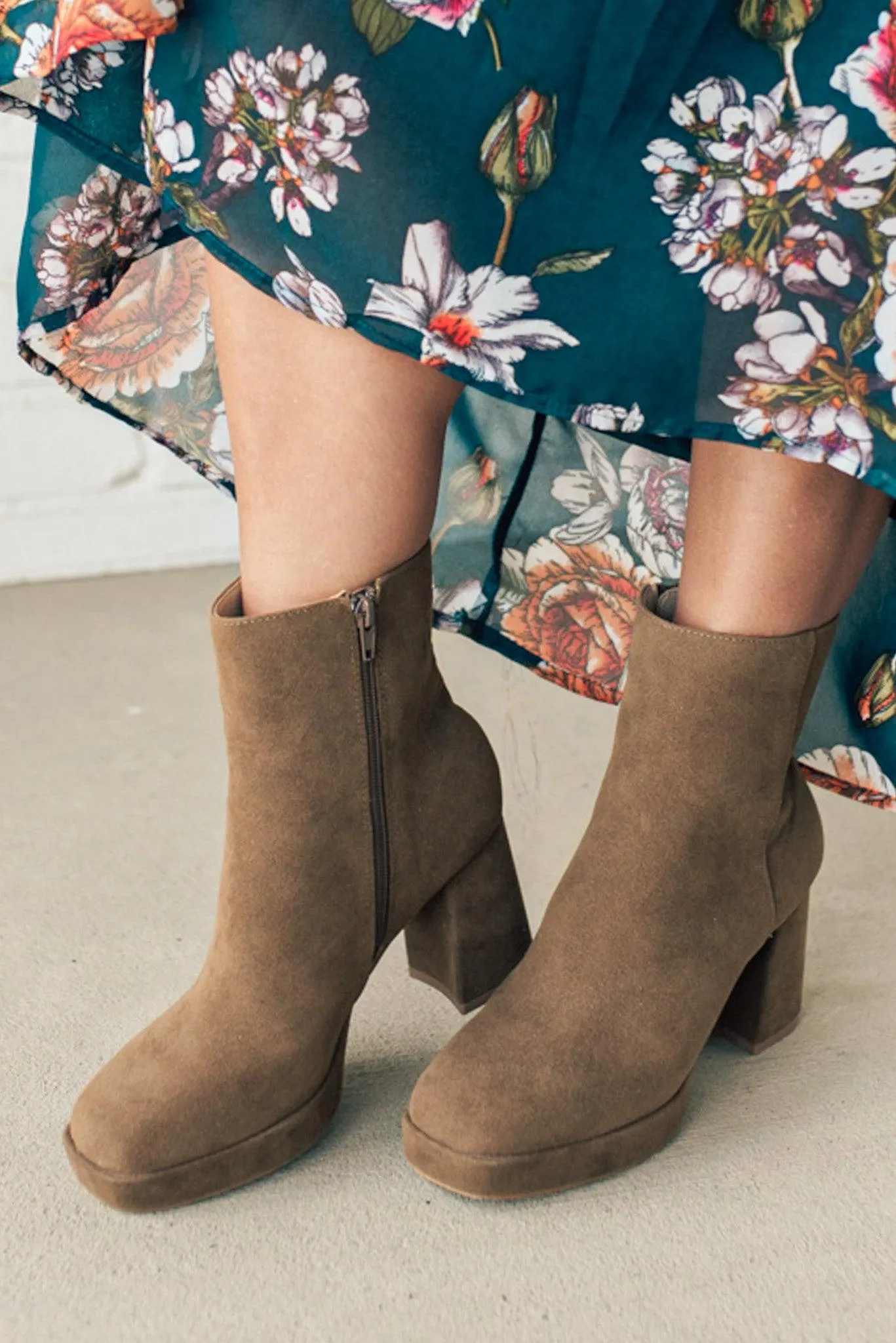 Quinn Platform Boots
