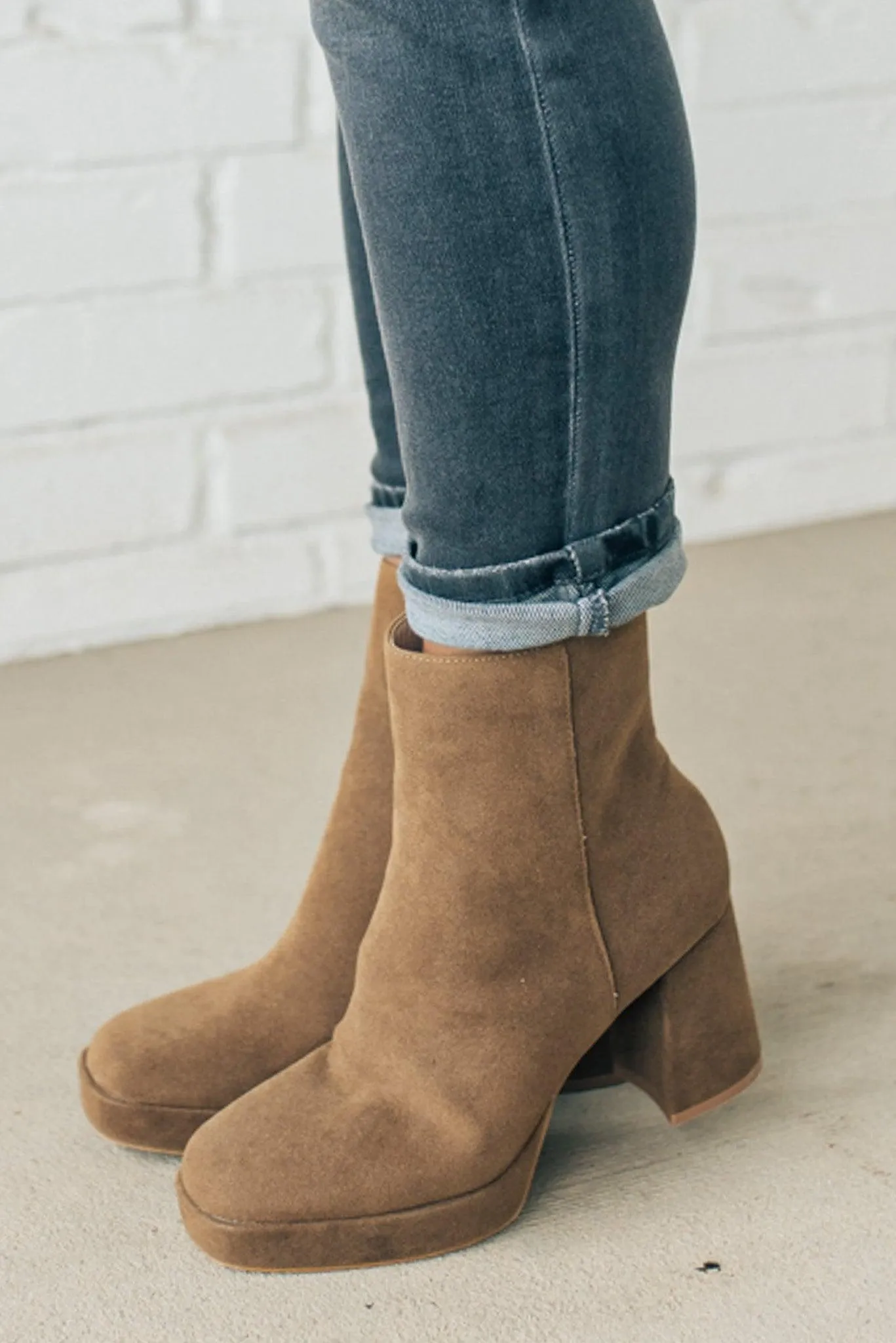 Quinn Platform Boots