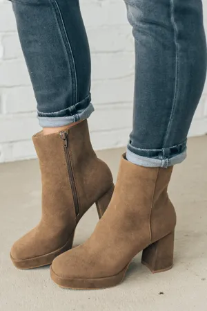 Quinn Platform Boots