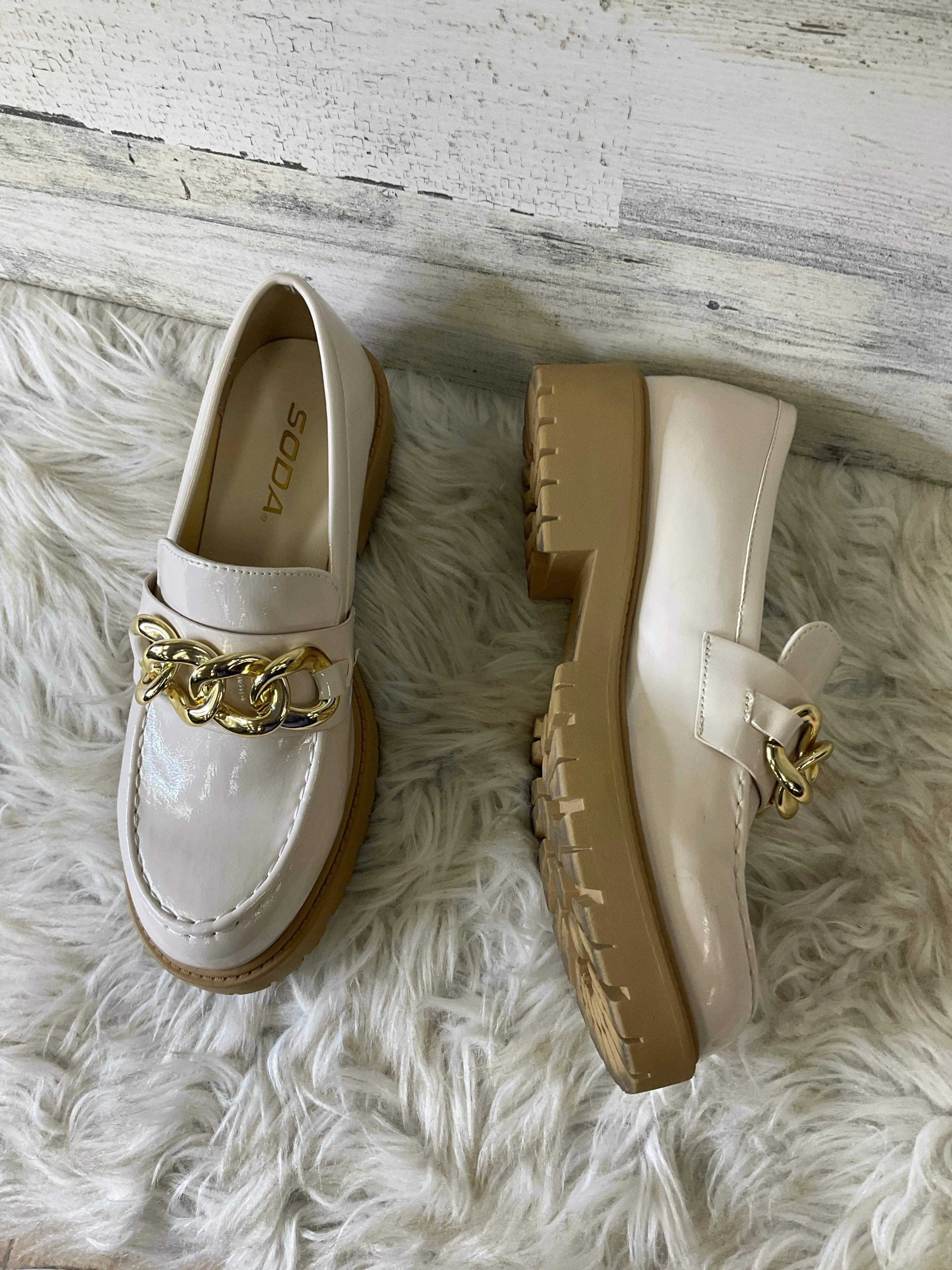 Shoes Heels Platform By Soda In White, Size: 6.5