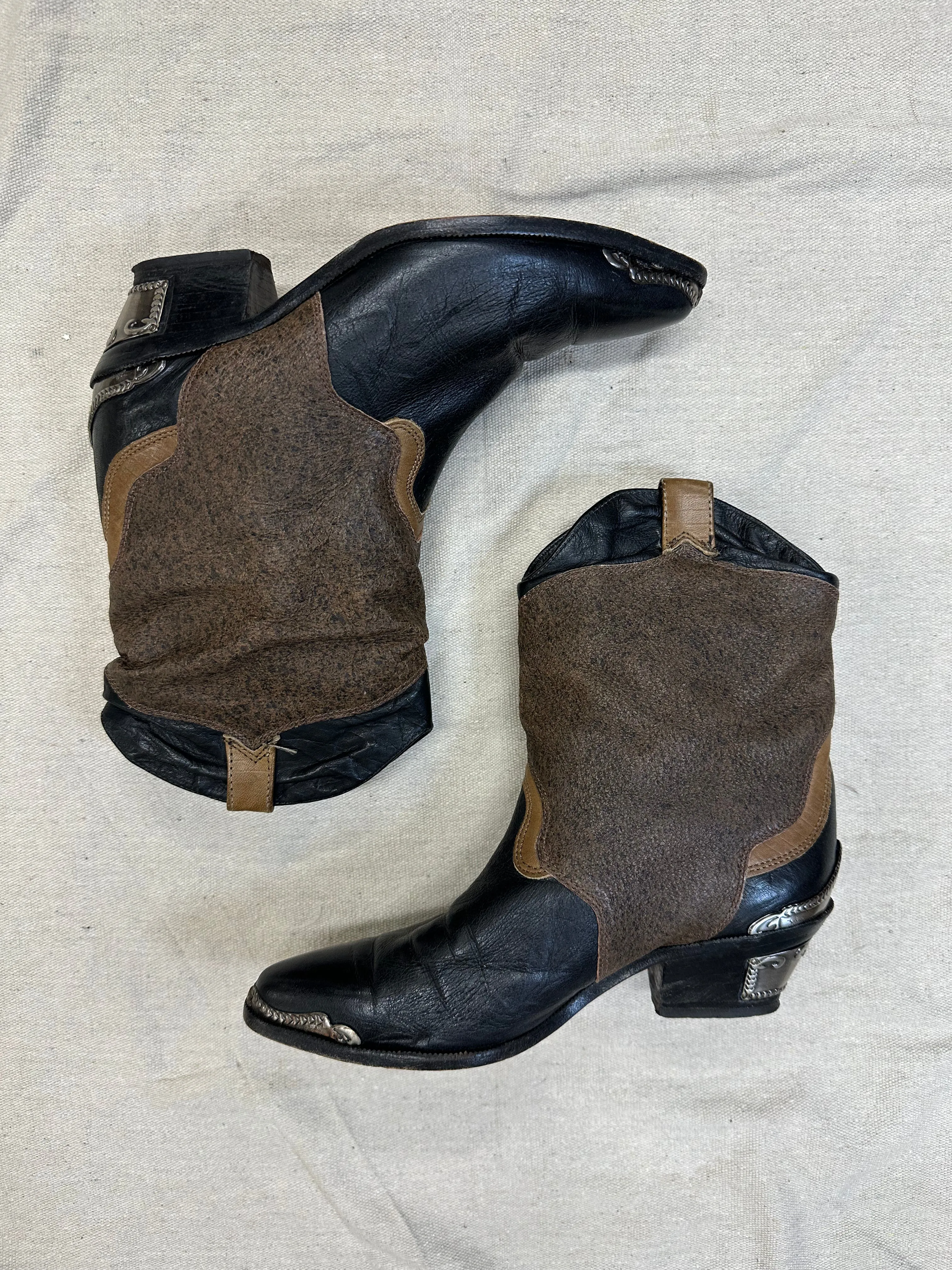 Two Tone Black   Brown Ankle Boots