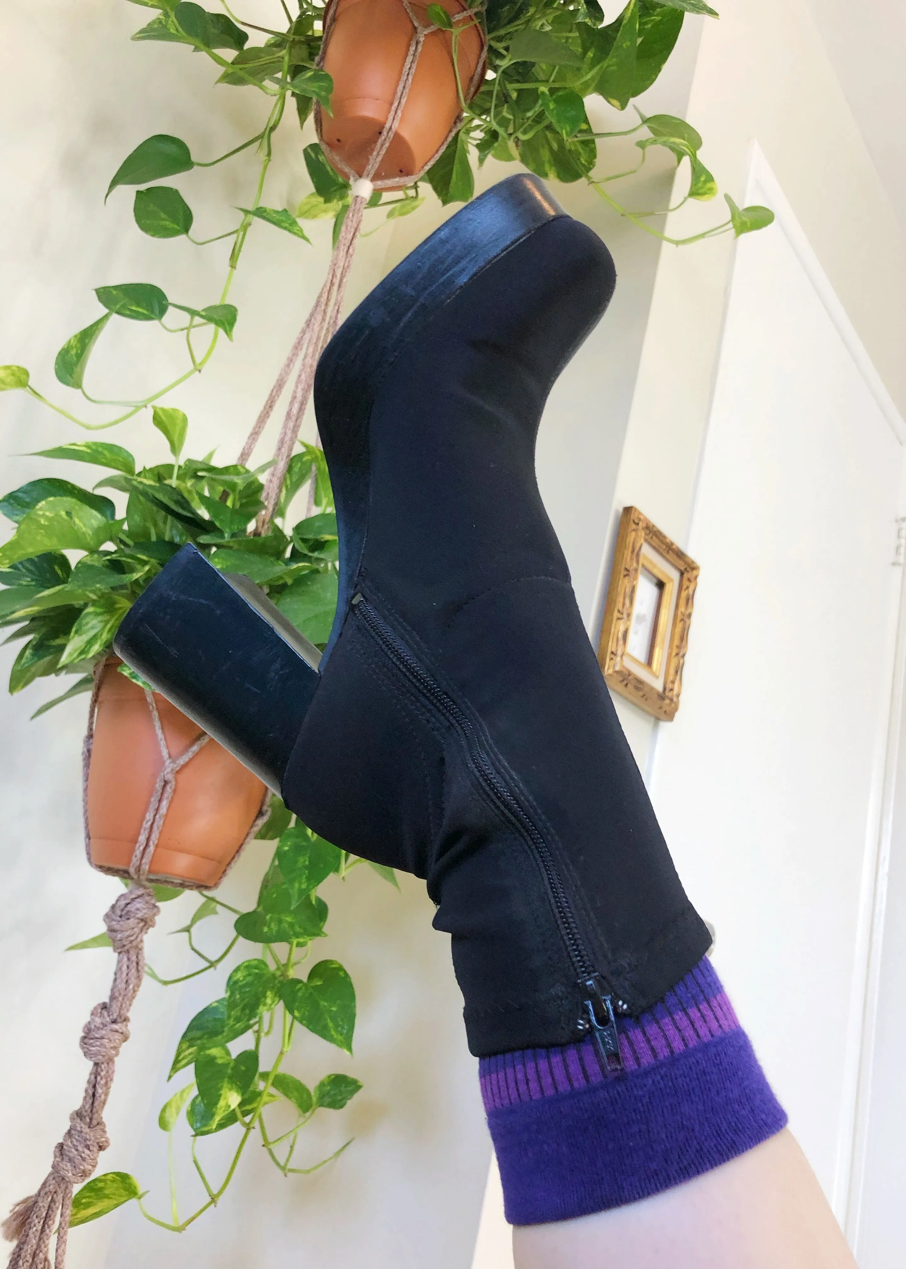 Vintage Black Neoprene Ankle Boots - US 9