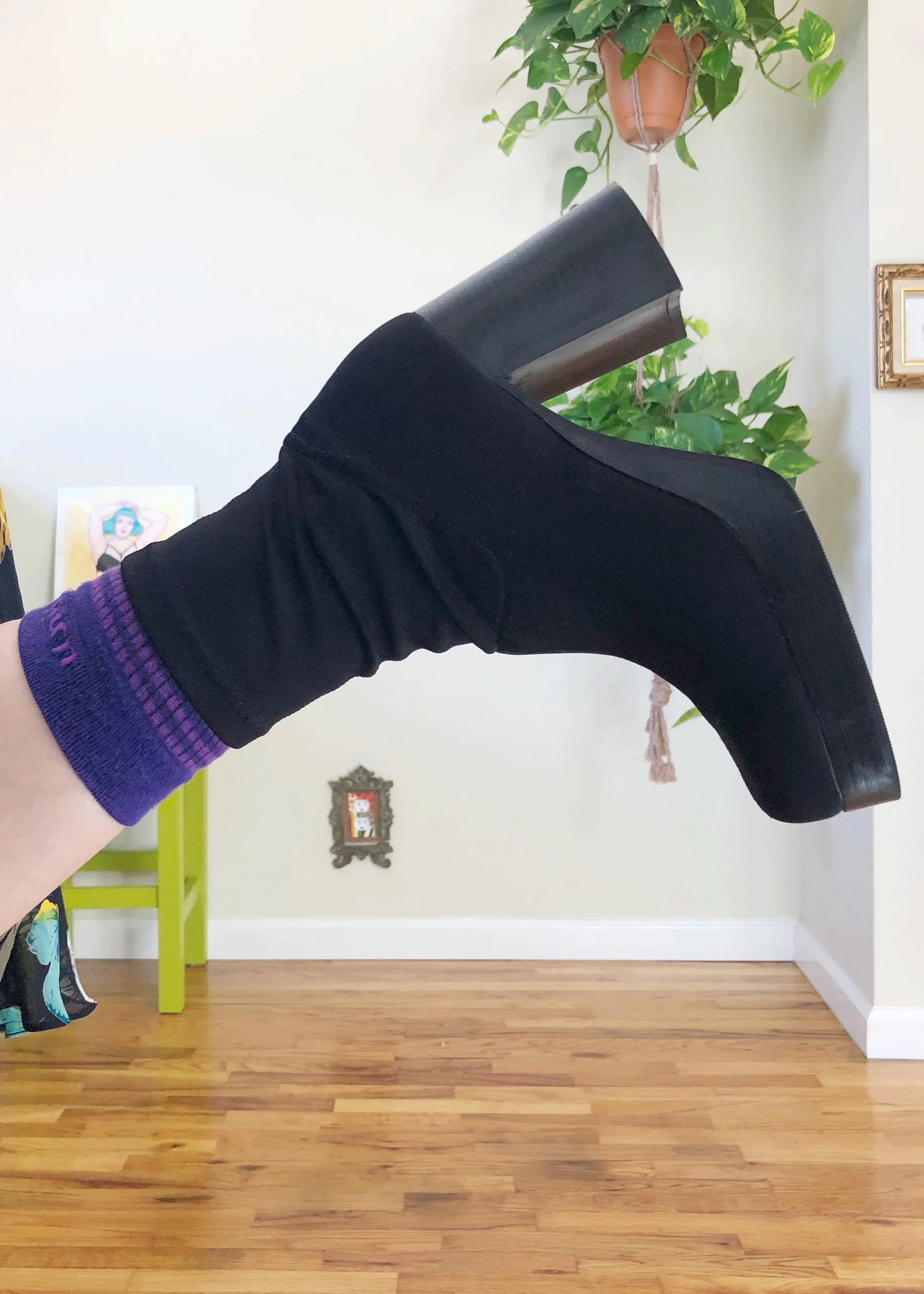 Vintage Black Neoprene Ankle Boots - US 9